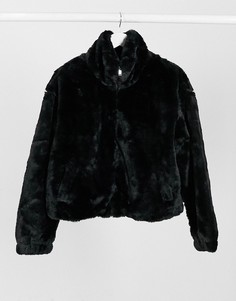 Черный бомбер из искусственного меха с воротником-стойкой New Look