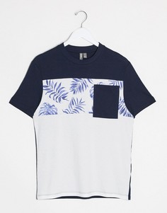 Футболка в стиле колор блок с цветочным принтом и карманом ASOS DESIGN-Темно-синий