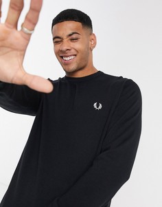 Черный джемпер с круглым вырезом Fred Perry