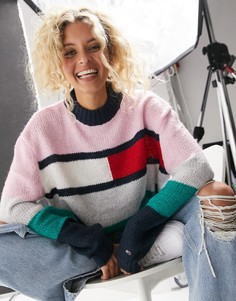 Розовый свитер с логотипом-флагом Tommy Jeans