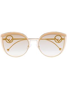 Fendi Eyewear солнцезащитные очки F is Fendi в оправе кошачий глаз