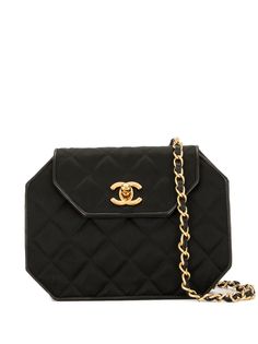 Chanel Pre-Owned стеганая сумка на плечо с логотипом СС