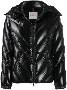 Moncler приталенный пуховик