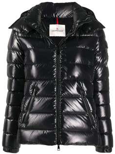Moncler пуховик с нашивкой-логотипом