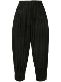 Pleats Please Issey Miyake брюки со складками на талии