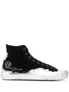 Maison Margiela высокие кеды Tabi с эффектом разбрызганной краски