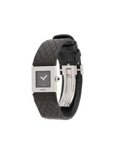 Chanel Pre-Owned наручные часы 1990-х годов с стеганным ремешком