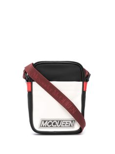 Alexander McQueen сумка-мессенджер с нашивкой-логотипом
