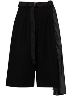Sacai шорты асимметричного кроя с поясом