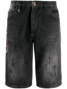 Philipp Plein джинсовые шорты с декором Skull