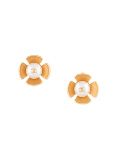 Chanel Pre-Owned серьги 1996-го года с жемчугом