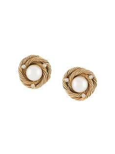 Chanel Pre-Owned серьги-клипсы 1960-х годов с жемчугом