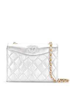 Chanel Pre-Owned стеганая сумка на плечо с эффектом металлик