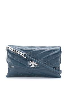 Tory Burch стеганая сумка через плечо Kira с узором шеврон
