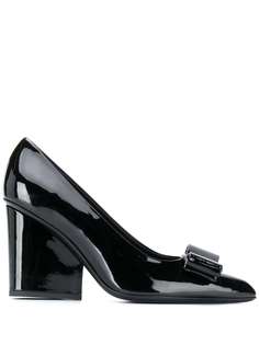 Salvatore Ferragamo туфли-лодочки Vara Bow