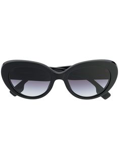 Burberry Eyewear солнцезащитные очки в оправе кошачий глаз
