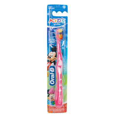 Детская зубная щетка Oral-B Kids мягкая