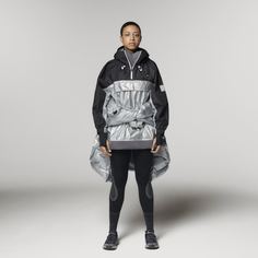 Куртка для бега adidas by Stella McCartney