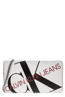 Белый клатч с логотипом бренда Calvin Klein Jeans