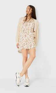 Stradivarius Платье С Деталью Из Прозрачной Ткани Женская Коллекция Цвет Небеленого Полотна S