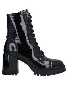 Полусапоги и высокие ботинки Casadei