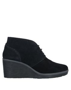Обувь на шнурках Clarks