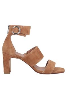 Сандалии Janet & Janet