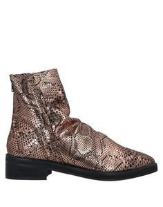 Полусапоги и высокие ботинки Free People