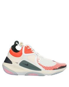 Низкие кеды и кроссовки Nike