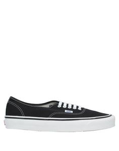Низкие кеды и кроссовки Vans
