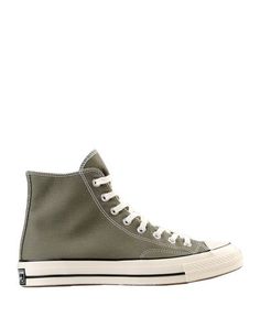 Высокие кеды и кроссовки Converse