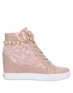 Высокие кеды и кроссовки Guess