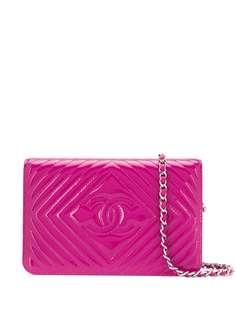 Chanel Pre-Owned стеганый кошелек 2016-го года с узором шеврон и цепочкой