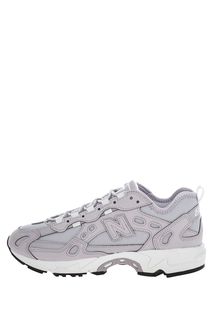 Кроссовки сиреневого цвета со светоотражающими вставками 827 New Balance