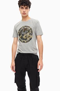 Серая хлопковая футболка с камуфляжным принтом Jack & Jones