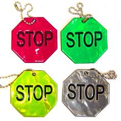Светоотражающий мягкий брелок STOP Tukzar