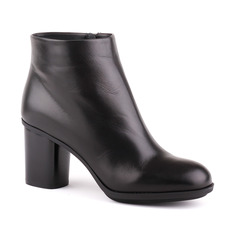 Ботильоны женские Loriblu 8IE7T130E7GNCN016GRU черные 35 RU