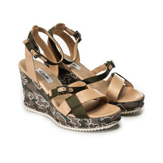 Босоножки женские Clarks Adesha Art хаки 37 EU