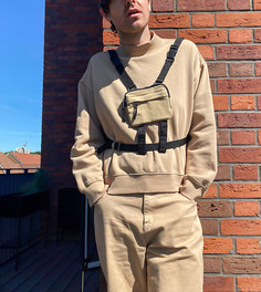 Миниатюрная светло-бежевая сумка на грудь с молнией ASOS DESIGN-Коричневый