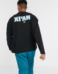 Черный свободный лонгслив с принтом на спине ASOS DESIGN