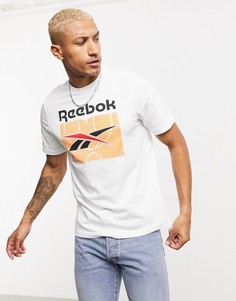 Белая футболка с принтом Reebok Classics-Белый
