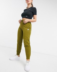 Зеленые узкие джоггеры Nike-Зеленый