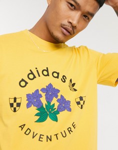Золотистая футболка с принтом adidas Originals-Золотой