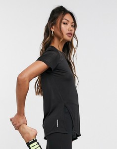 Черная футболка Puma Studio-Черный
