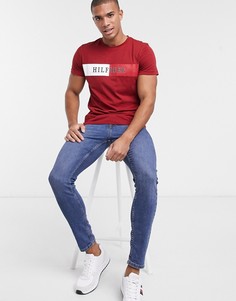 Футболка с контрастной полосой и логотипом Tommy Hilfiger-Красный