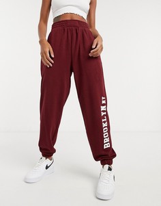 Бордовые джоггеры с надписью "brooklyn" Bershka-Красный