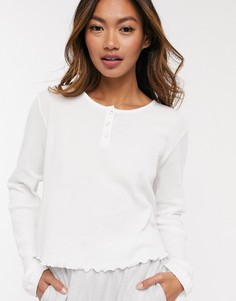 Белый пижамный лонгслив с волнистой кромкой от комплекта ASOS DESIGN