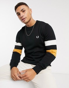 Черный джемпер с полосками на рукавах Fred Perry