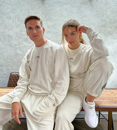 Светло-бежевые свободные джоггеры Puma эксклюзивно для ASOS-Белый
