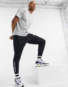 Серая футболка с логотипом New Balance-Серый